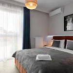 Apartment Metropolis Design