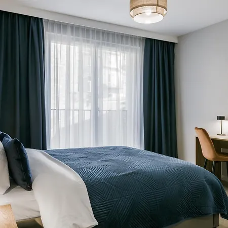 Apartment Metropolis Design *