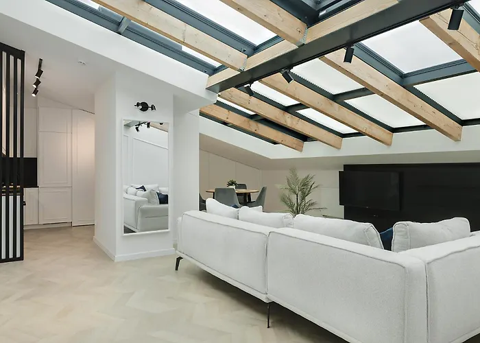 Metropolis Design شقة كراكوفيا