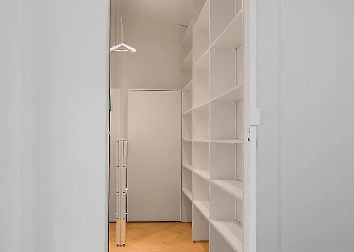 Metropolis Design شقة *